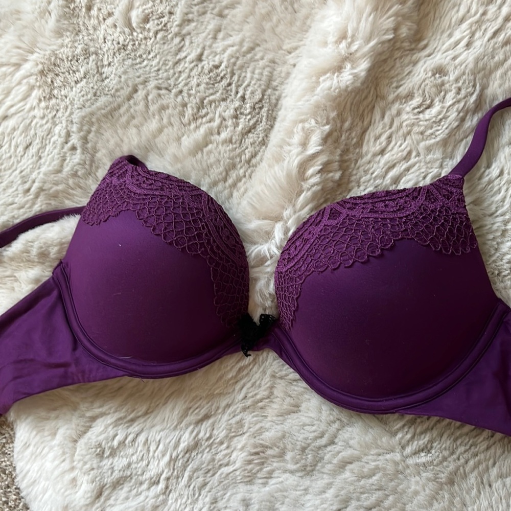 Purple body by Victoria push up bra
